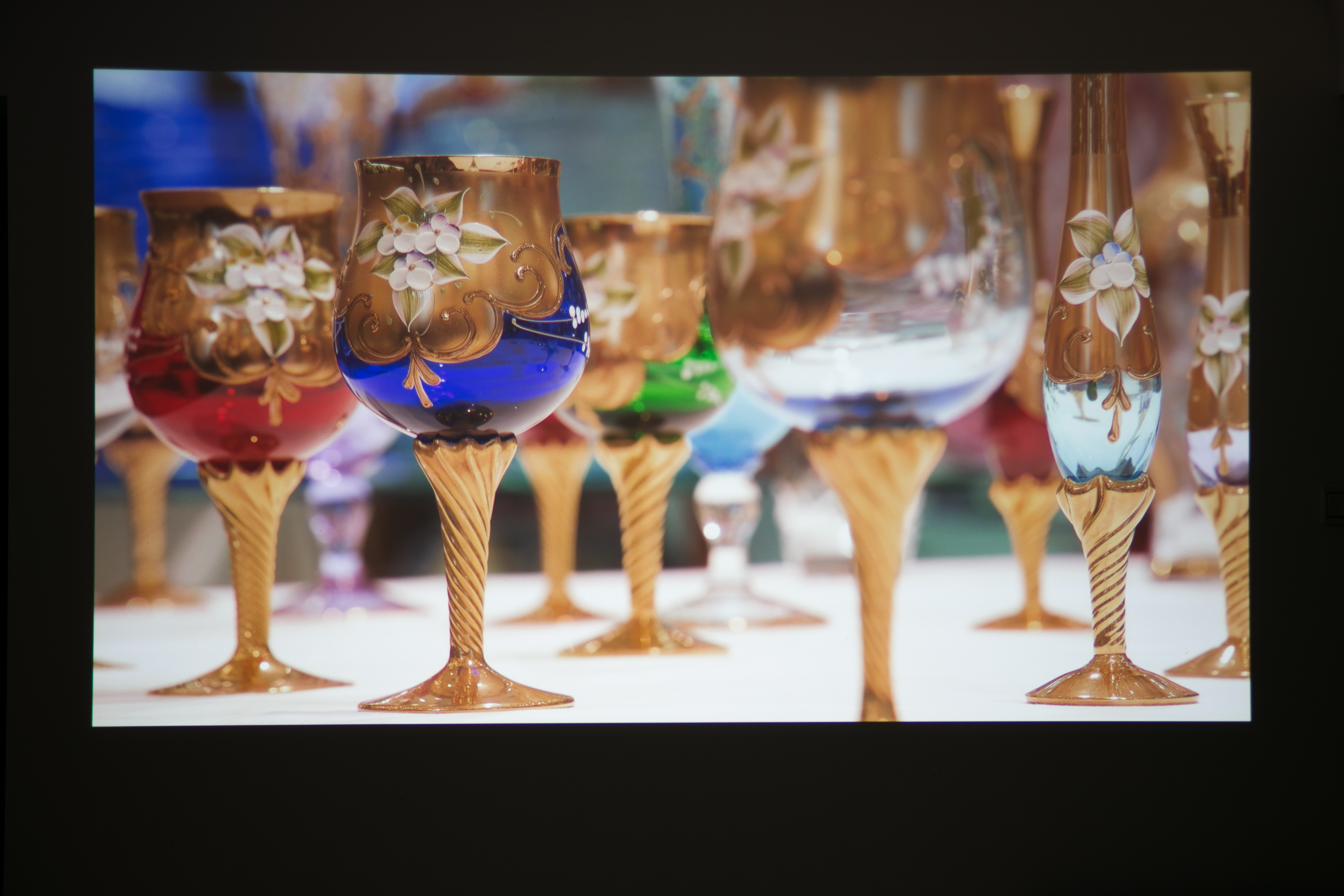 4k投影看1080p效果,全面屏对比