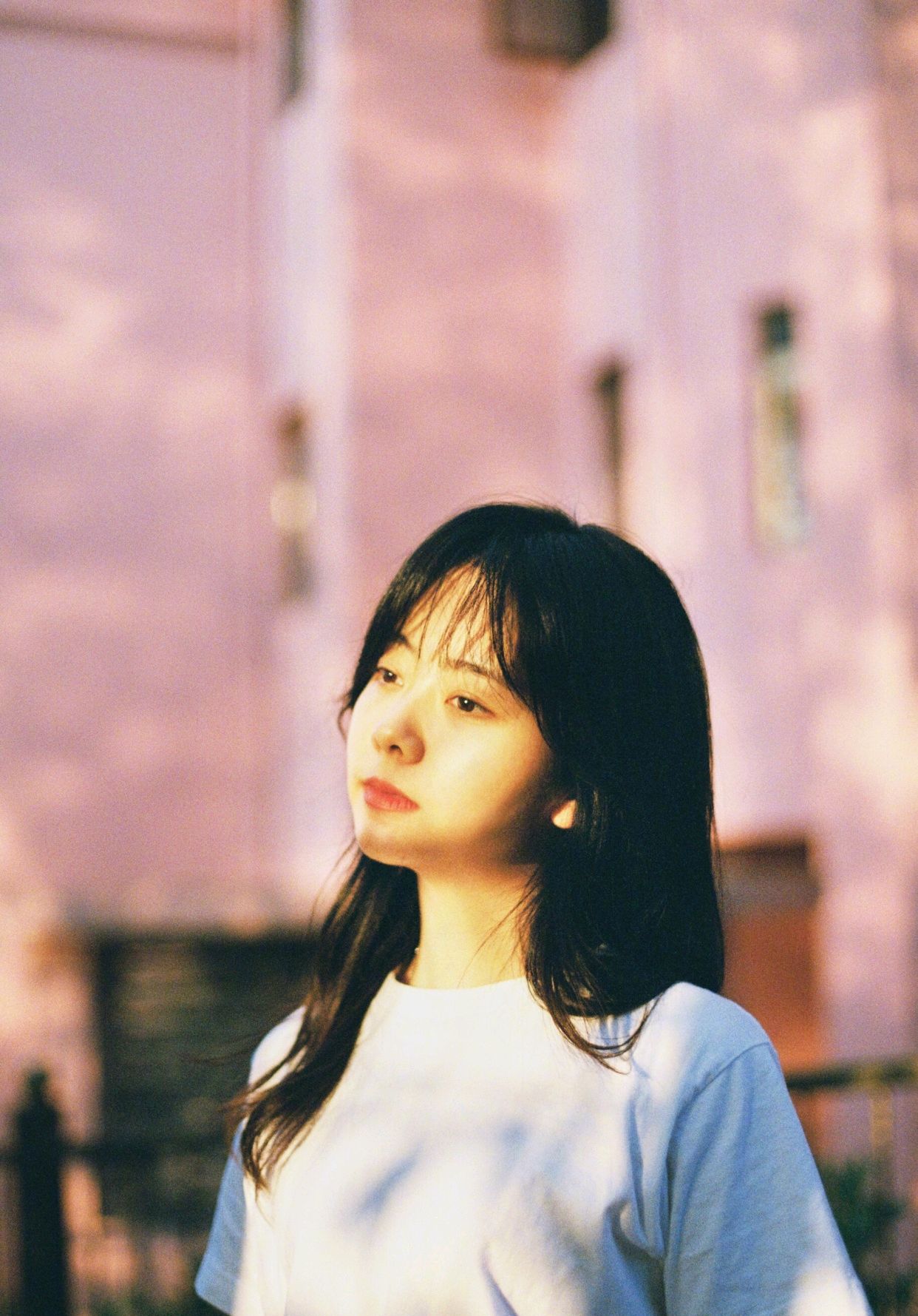 谭松韵穿衣搭配轻松减龄,谭松韵减龄衣服搭配图片