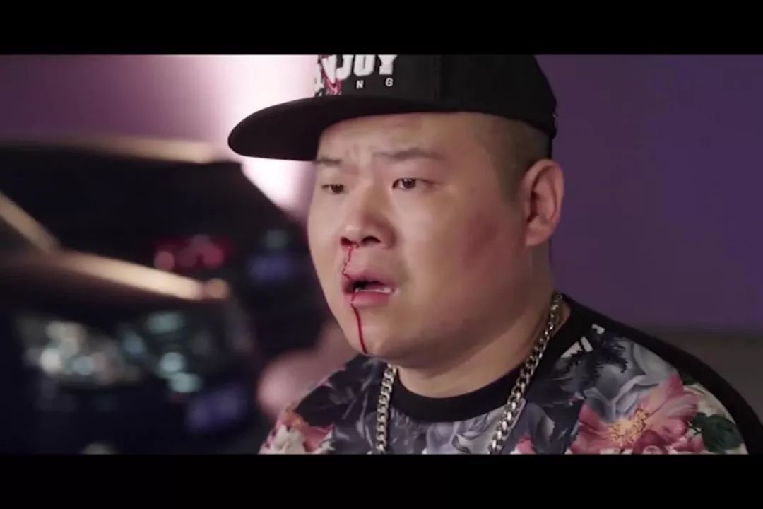 又能拎包又能带娃,又能装行李又能拖娃