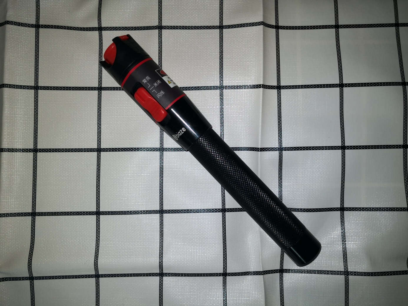 看到红点,线路通畅-毕亚兹光纤探测器评测