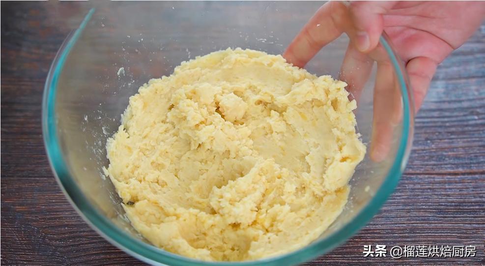 皮薄馅厚香甜绵软绿豆饼,怎样用绿豆磨浆做绿豆饼