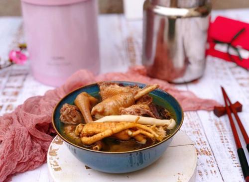 马上快要过年了大家准备好了吗,马上过年啦家里都开始备年货