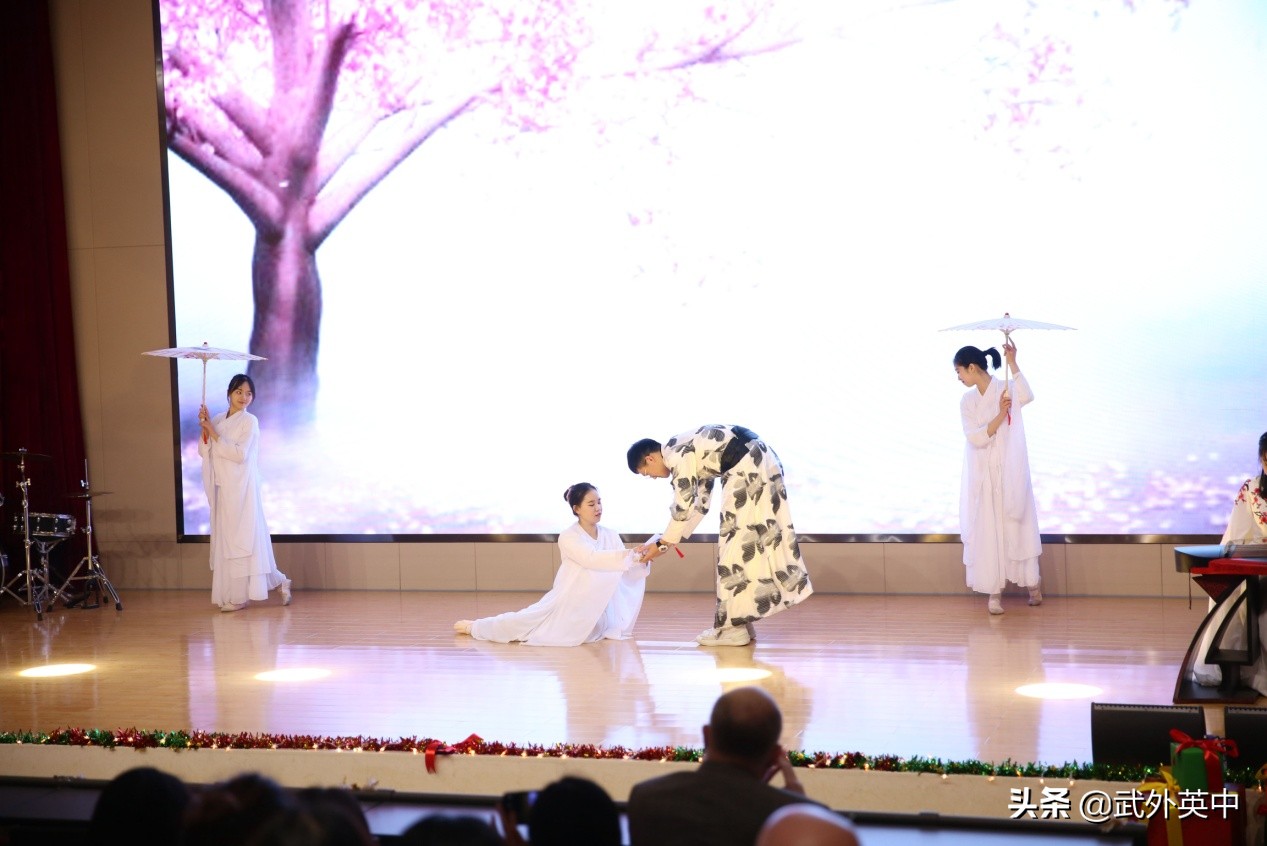 武外英中硚口新校区,武外英中夏令营