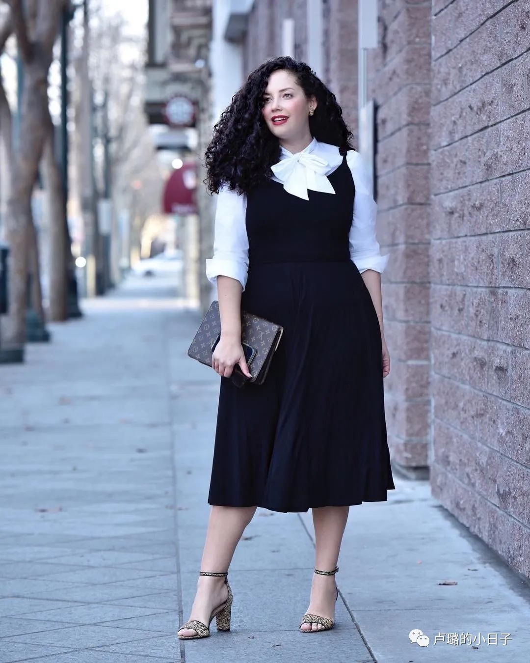 微胖遮肉显瘦,胖妹子看过来教你一招显瘦又百搭