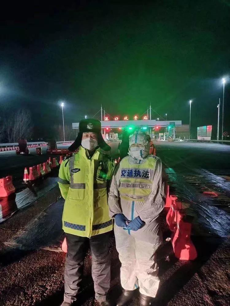 唐山疫情期间生机蓬勃,唐山疫情全面进入应急状态