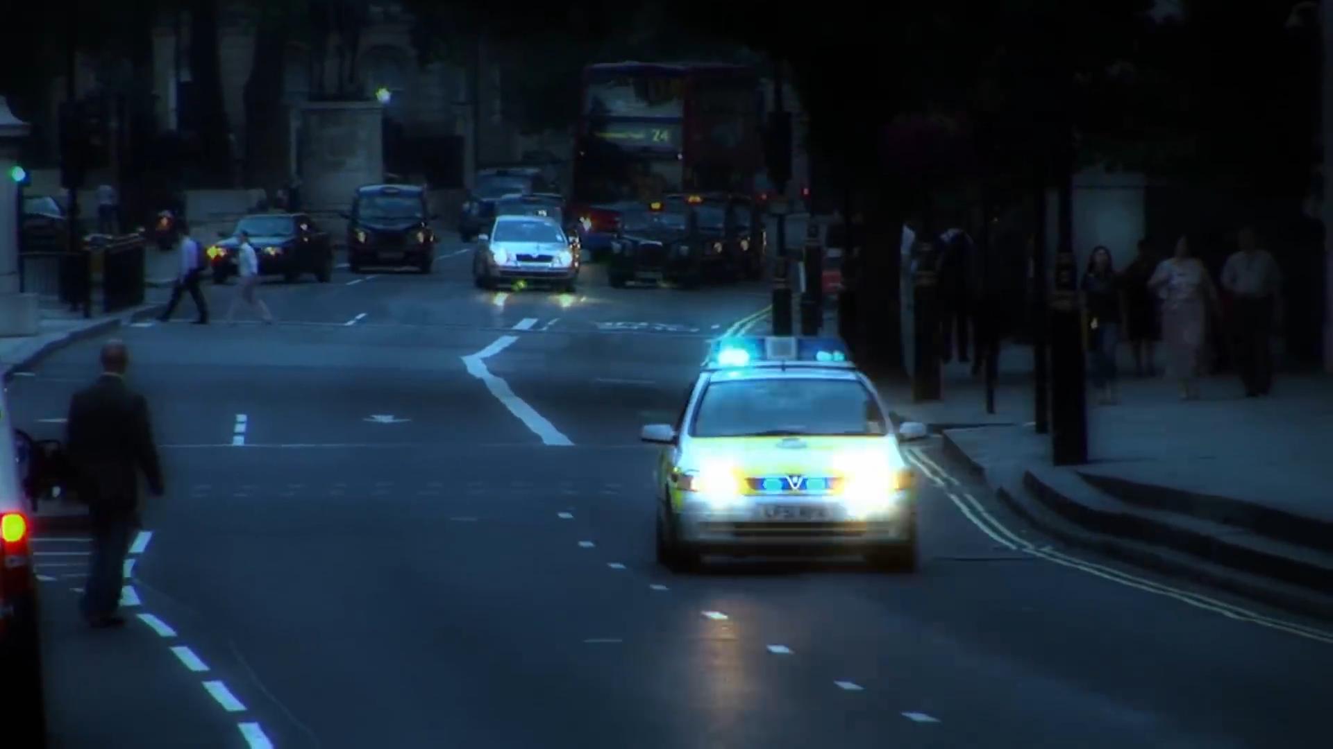 为了寻找UFO，他黑入了美国国防系统