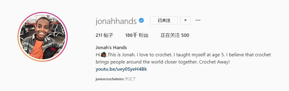 19万人看男生玩编织，他用钩针从弃婴，逆袭为美国“全民偶像”