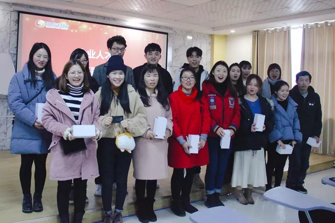 校企携手育英才共创未来新篇章,校企合作谱新篇协同育人