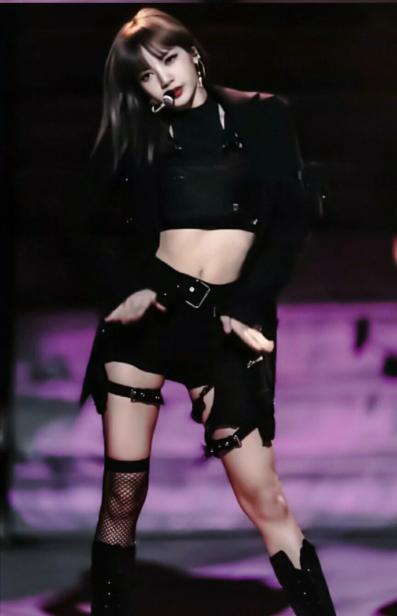 lisa渔网袜造型图片,lisa的袜子