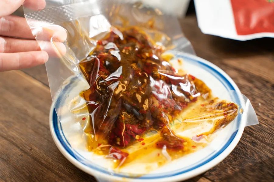 被薇娅直播间榨干零食预算后，写出了这篇测评报告（上）