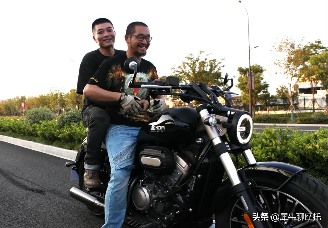 钱江闪电300和奔达灰石300,奔达灰石300适合跑长途高速吗