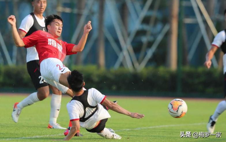 新疆天才足球少年,新疆足球天才球员