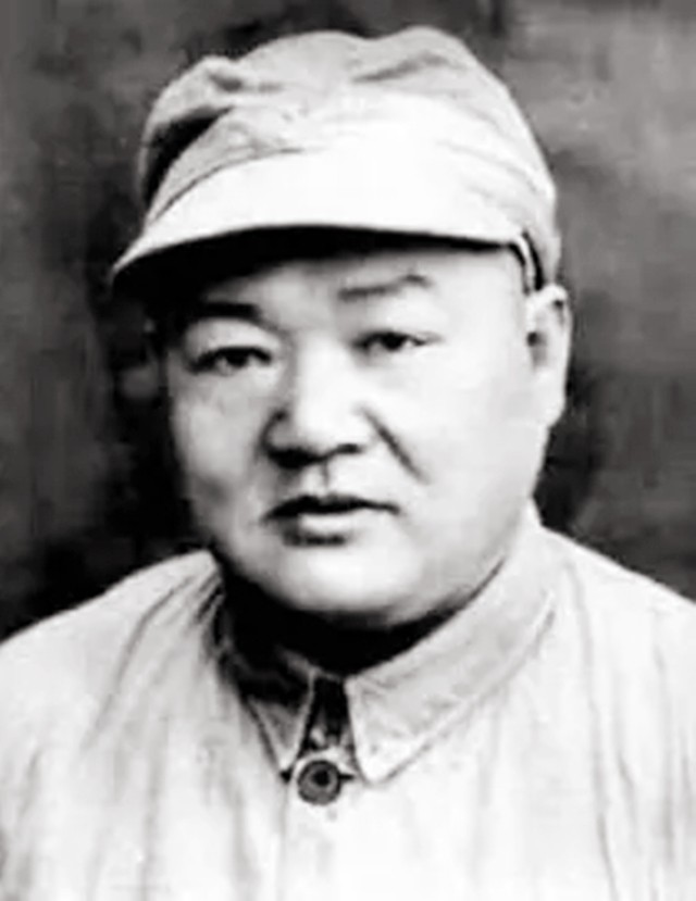 遵义会议重要参会人物,遵义会议时期的凯丰