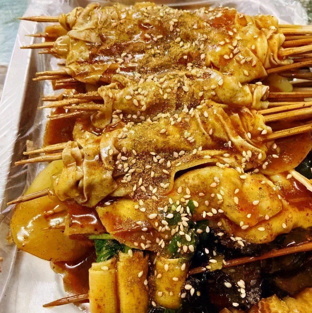 沈阳人有多爱吃鸡架,沈阳人为什么喜欢吃鸡架