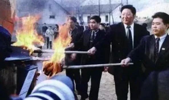 为什么耐克阿迪会有假鞋,假冒阿迪耐克