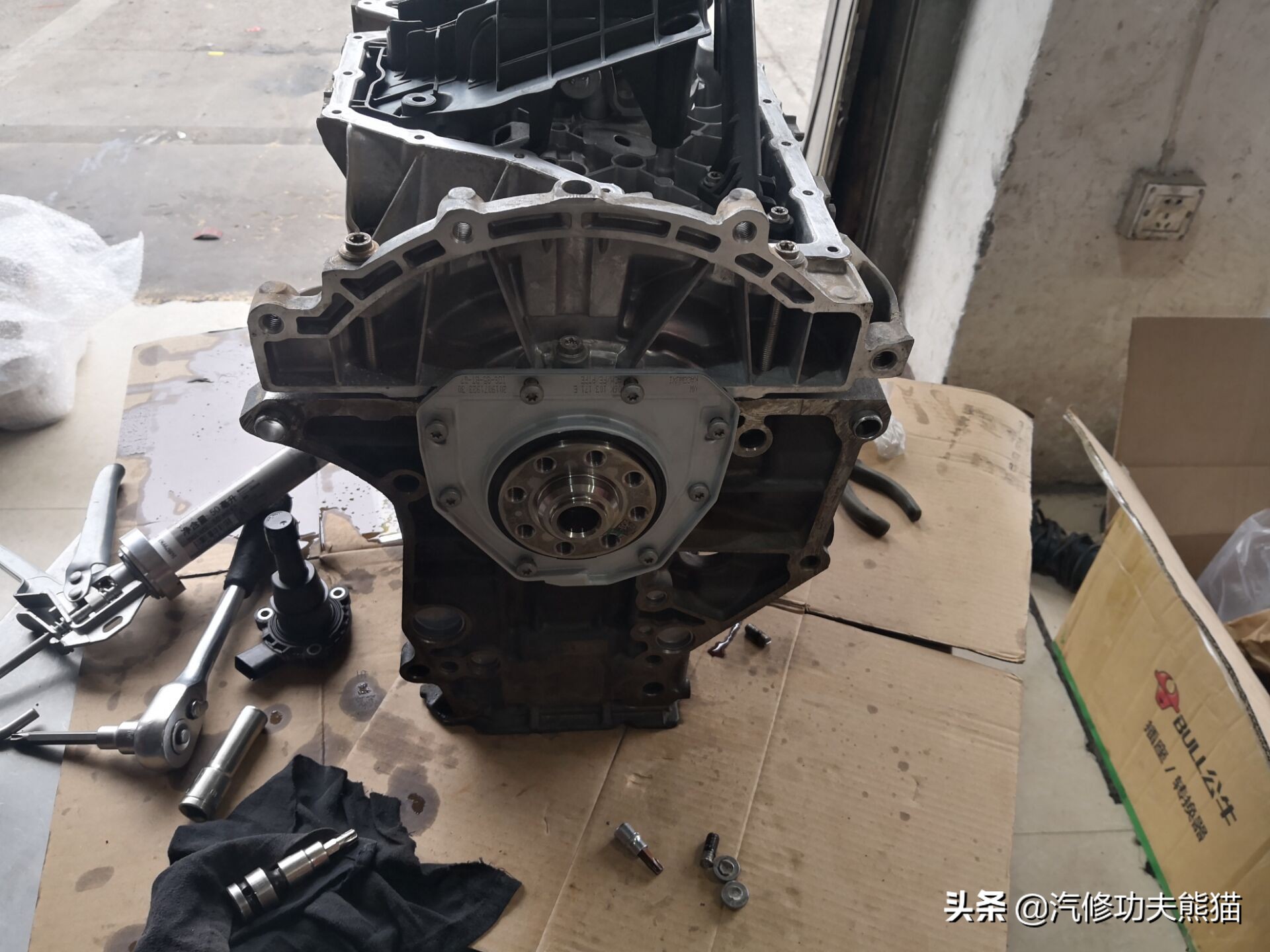 奥迪第三代ea888怎么还烧机油,奥迪的三代ea888烧机油吗