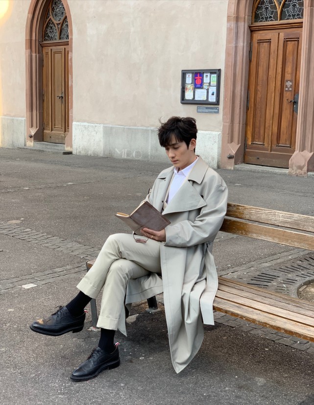 朱一龙私生饭发文脱粉,朱一龙站姐脱粉发未修图