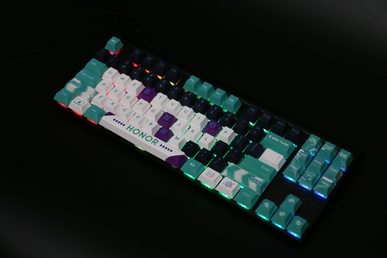 荣耀联名机械键盘怎么样,荣耀机械键盘推荐