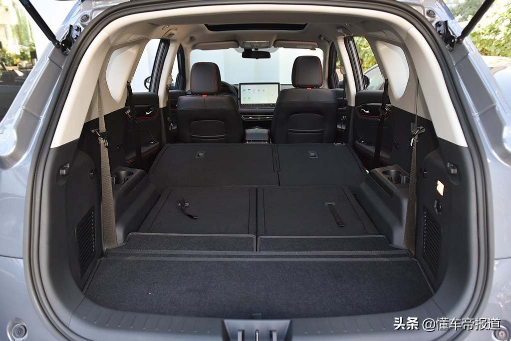 东风风光580红星版手动精英版试驾,580东风风光2021款落地价