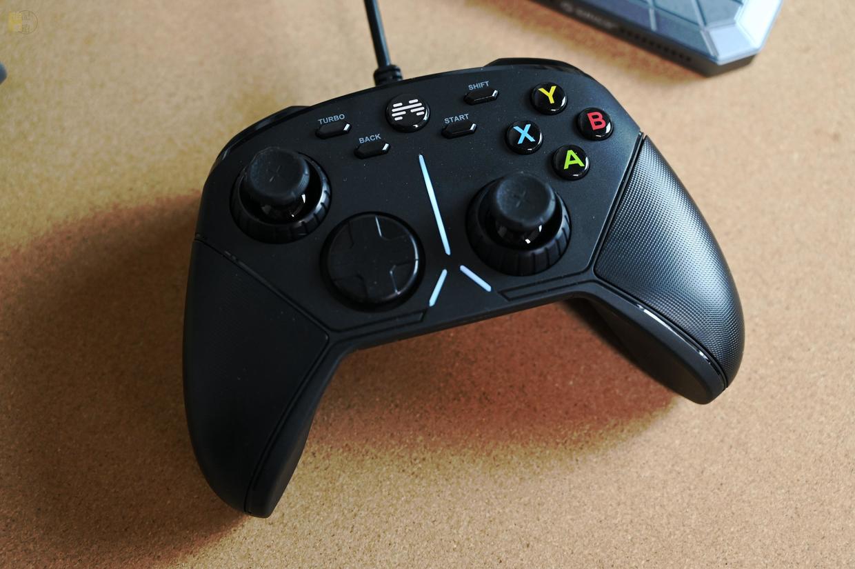 北通阿修罗3有线手柄怎么样,北通阿修罗3带体感