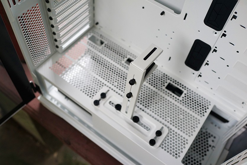 tt挑战者h6机箱接口,tt挑战者h6机箱怎么装