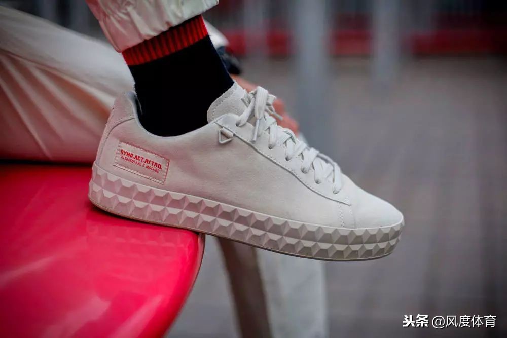 这几件联名新品上街，竟然没有一个人跟我穿的一样？