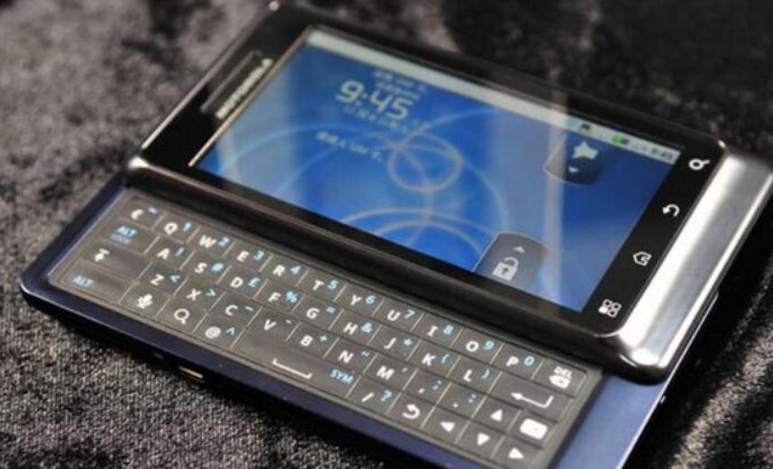 摩托罗拉v2老款,里程碑摩托罗拉2代