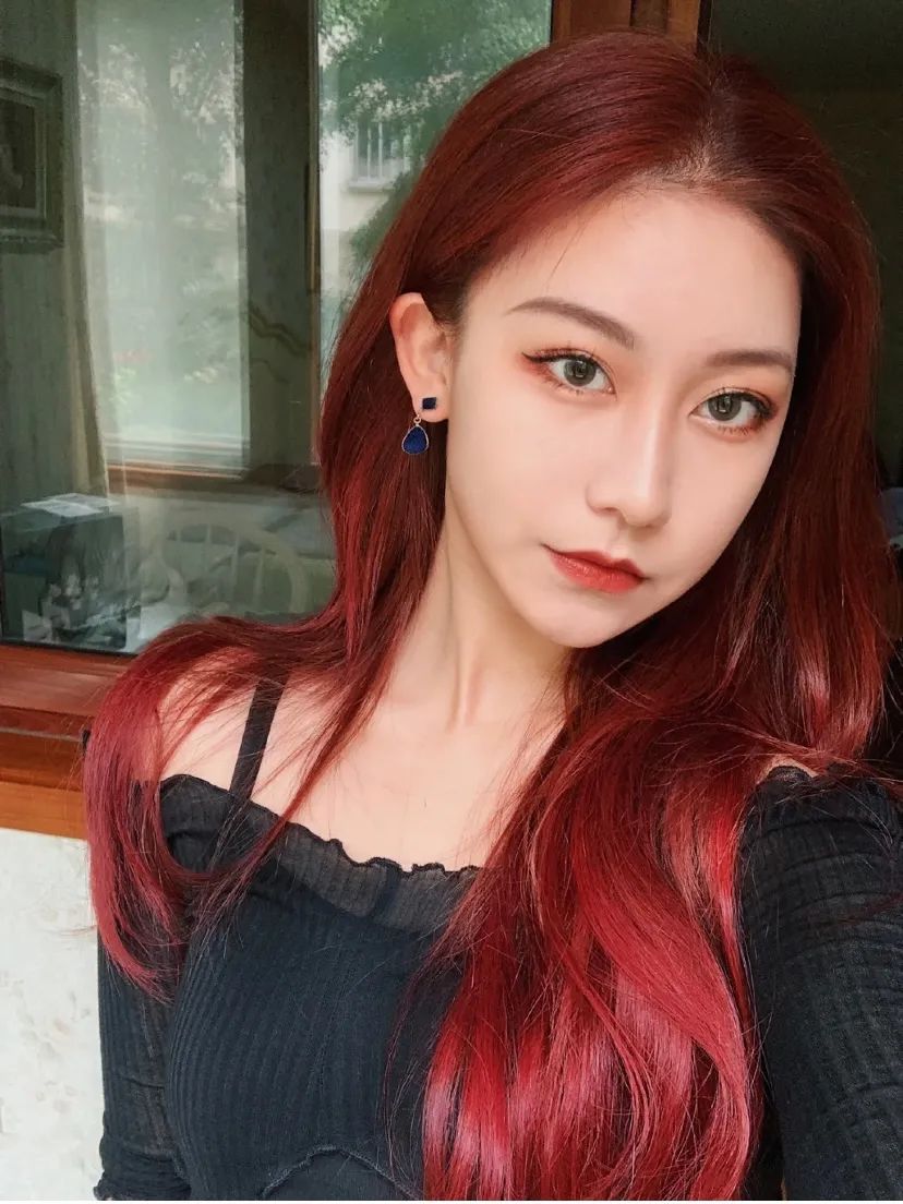 染发男推荐发色显白飞机头,男生染发推荐发色最显白