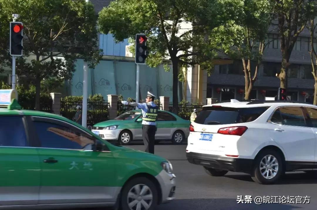 致敬|与烈日同行,你们是安庆最美的风景