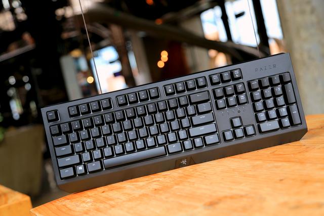 黑寡妇蜘蛛竞技版键盘拆解,黑寡妇蜘蛛绿轴2019款键盘