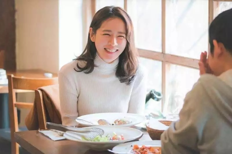 体重200斤，ins粉丝却稳居日本人气No.1的渡边直美是怎样做到的？