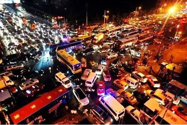 车越来越便宜为什么还是买不起,现在的车怎么越卖越便宜了