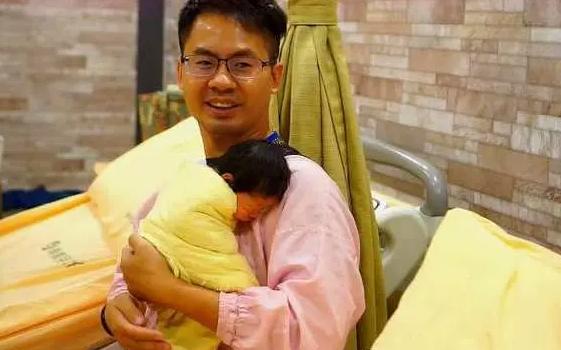 新生儿出生四个证,新生儿四卡一证