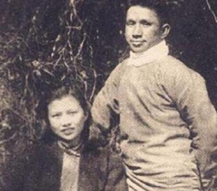 陈毅元帅幼子陈小鲁，和粟裕女儿成婚，晚年两人环游世界