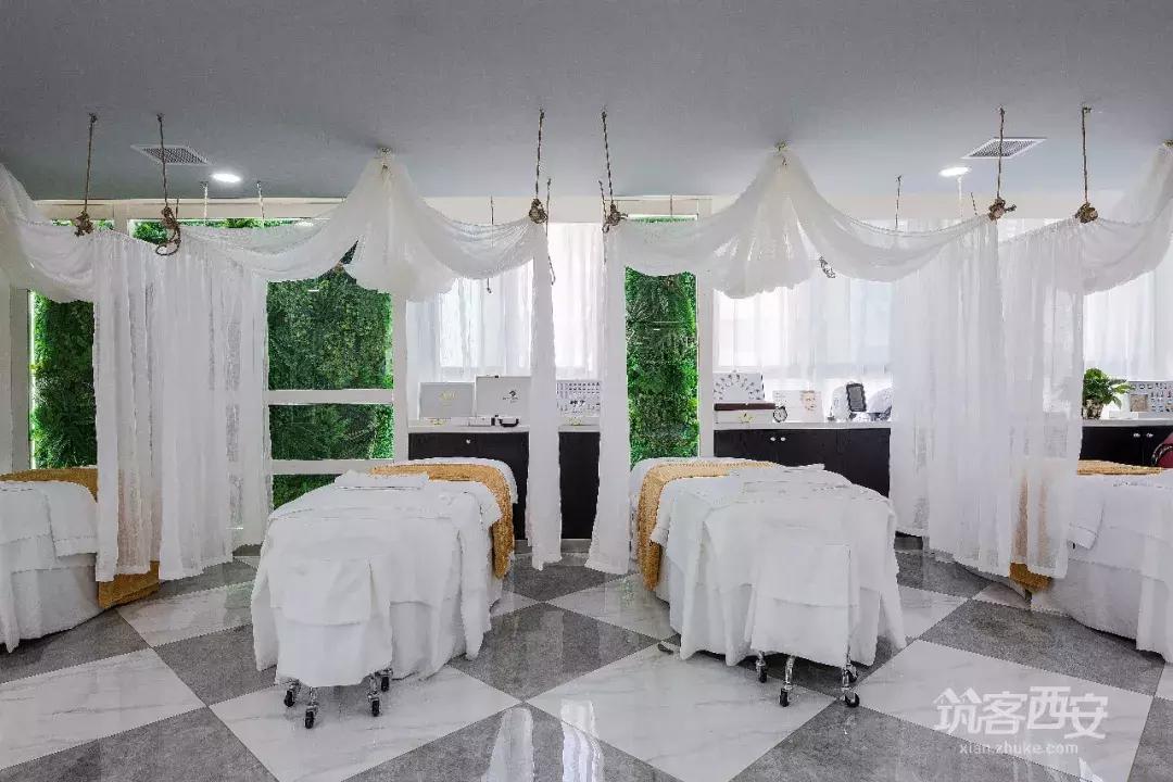 这是女神出没的“密集”地带......