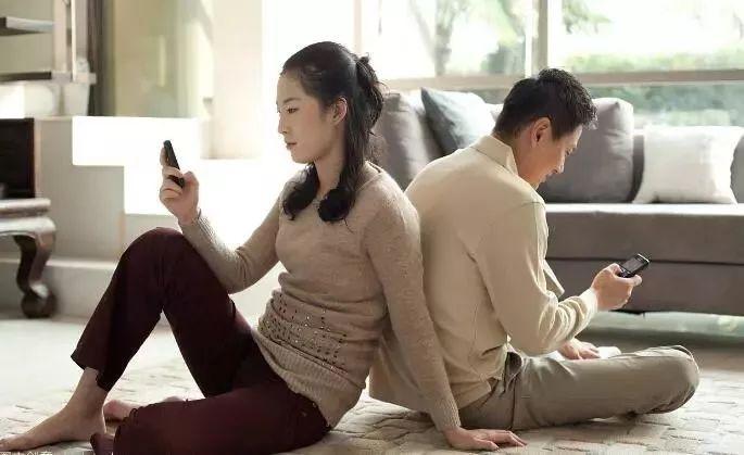 2018婚姻法分居几年能自动离婚,法律规定夫妻分居几年可以离婚