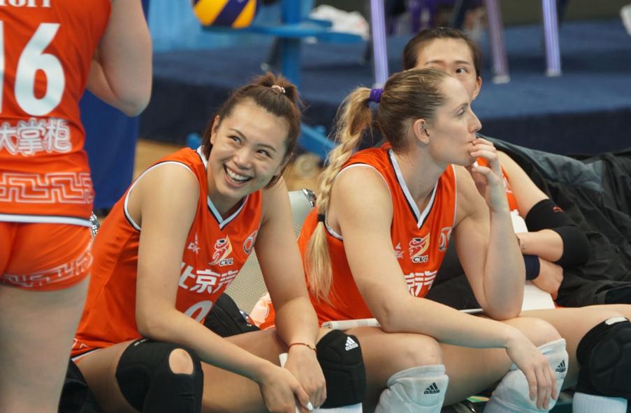 女排富二代是哪二位,女排零距离曾春蕾