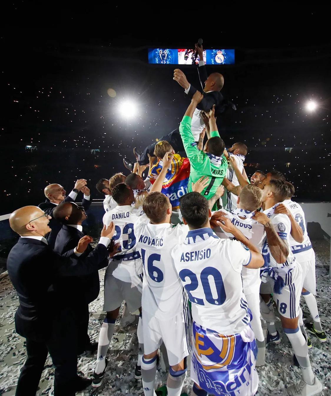 皇马0-2憾负切尔西,皇马绝望之夜齐达内视频