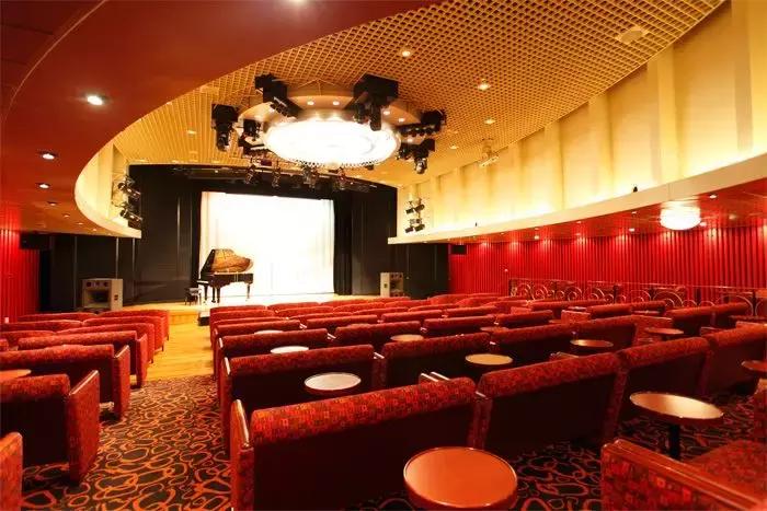 你也许看过许多海景，唯独漏掉了这条王道性价比的豪华海洋之路