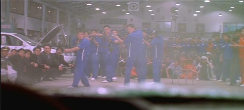 韩国一部黑色幽默的电影,韩国无厘头搞笑电影推荐