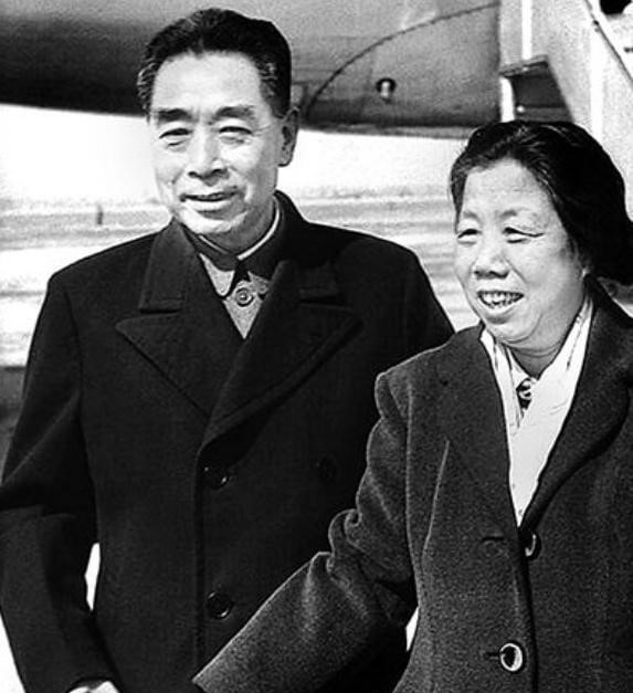 张若名：周恩来的初恋，*颖超邓**承认“他们很般配”，但志同道不合