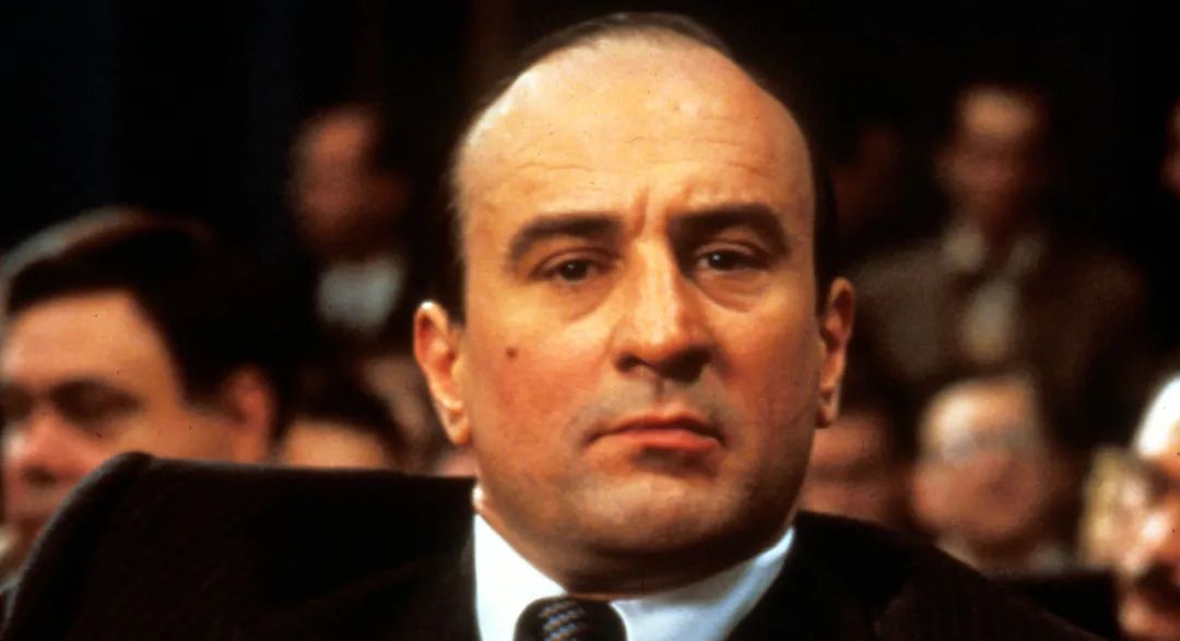 *手党黑**传奇教父＋悲情烂片导演，这部电影是真正的灾难艺术品