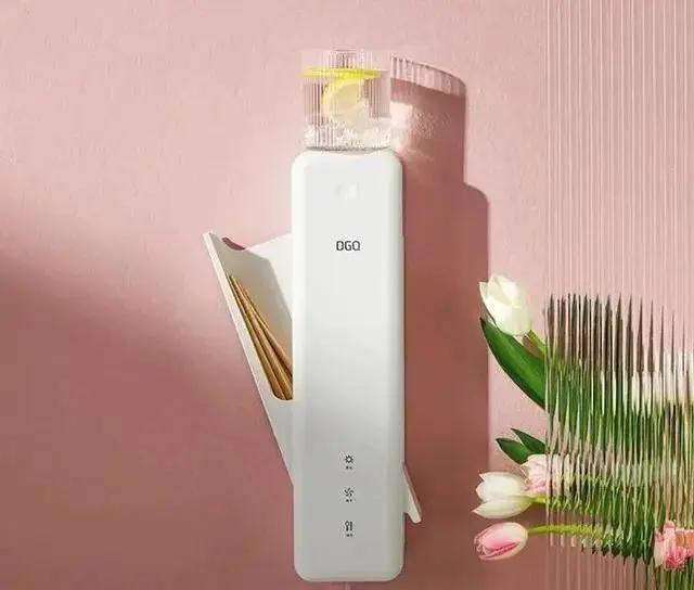 不要乱放筷子,长期潮湿发霉,开水也烫不掉,用它熏一下就好了