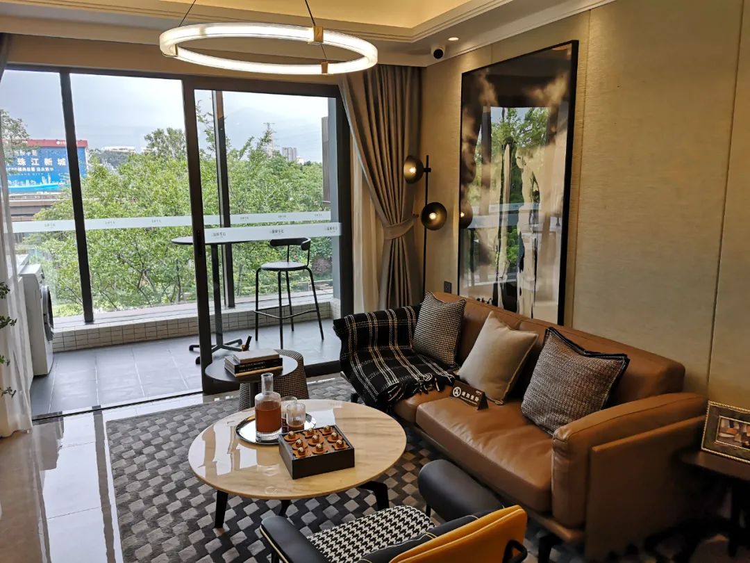 千万不要看这个楼盘！否则我怕你挤都挤不进去