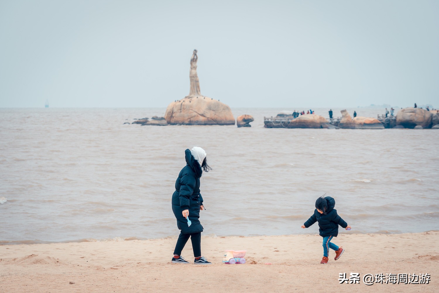 珠海海泉海洋温泉离珠海长隆多远,珠海除了长隆还有别的必去之地吗