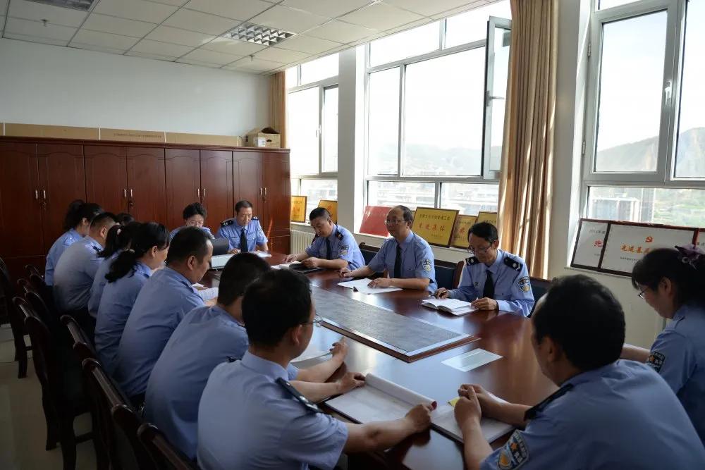 强化党建引领建强支部堡垒,狠抓支部建设筑牢党建根基