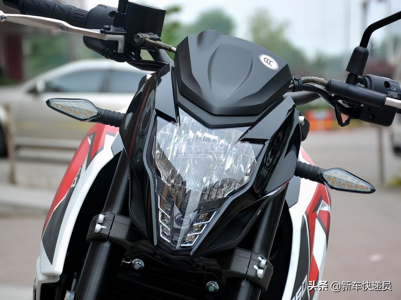 春风摩托车街车nk150,春风nk250街车知识