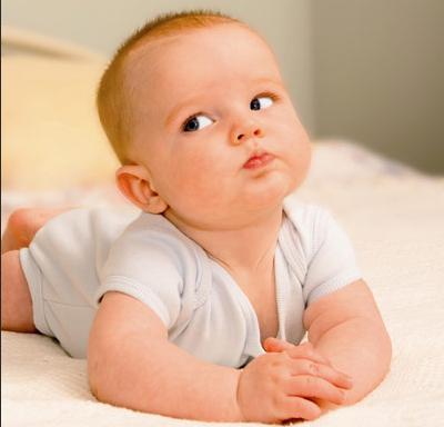 宝宝厌奶期教你一招,如何应对宝宝厌奶期