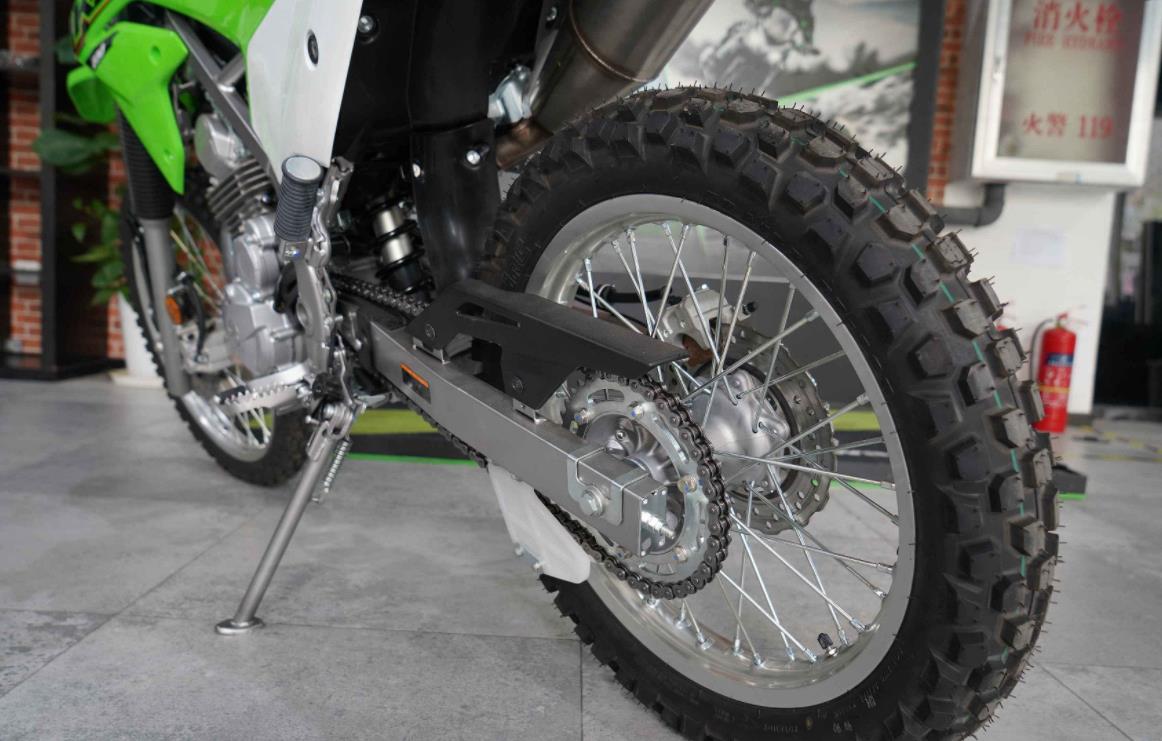 川崎klx230滑胎价格,川崎越野车klx230abs试驾视频