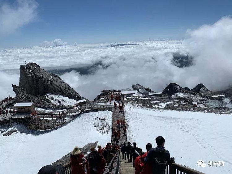 妹子，你骑190的男朋友已经在路上啦